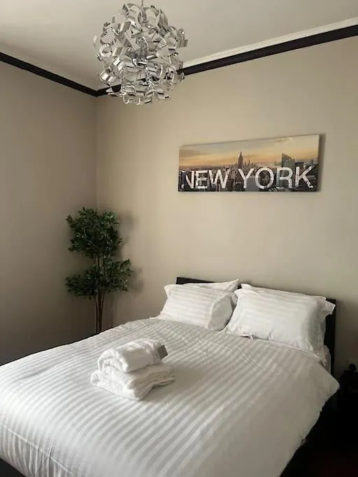 One Bedroom Apartment In Gorgie With New Central Heating System Edinburgh